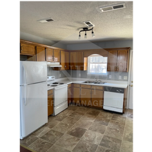 5725-5727 Mouse Creek Rd NW in Cleveland, TN - Building Photo - Building Photo