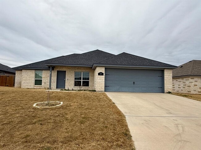 128 Elmer Ave in Burnet, TX - Building Photo - Building Photo