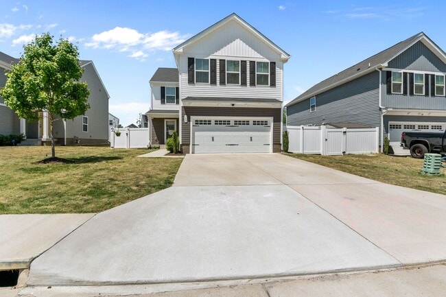 property at 109 Sourgum Ln