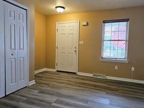 562 Wood Duck Dr in Manheim, PA - Foto de edificio - Building Photo