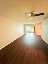 3883 Atrium Dr in Orlando, FL - Foto de edificio - Building Photo