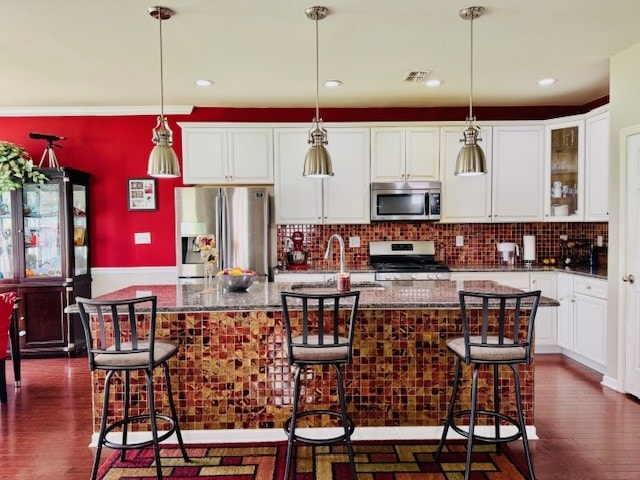 property at 11 Morris Ln