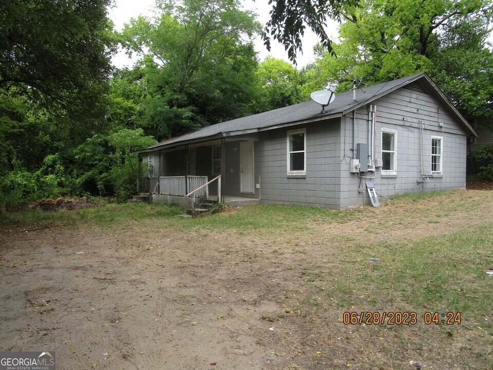 2825 Roy St in Macon, GA - Building Photo