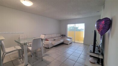 14951 SW 82nd Ln in Miami, FL - Building Photo - Building Photo