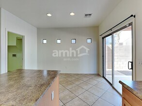17558 W Bridger St in Surprise, AZ - Foto de edificio - Building Photo