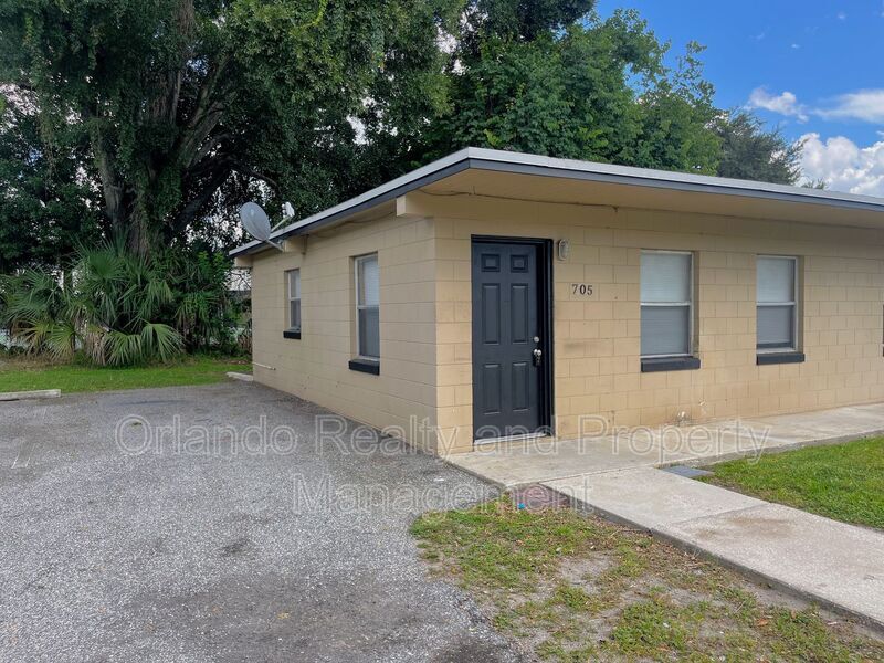 705 Boston Ave in Orlando, FL - Building Photo