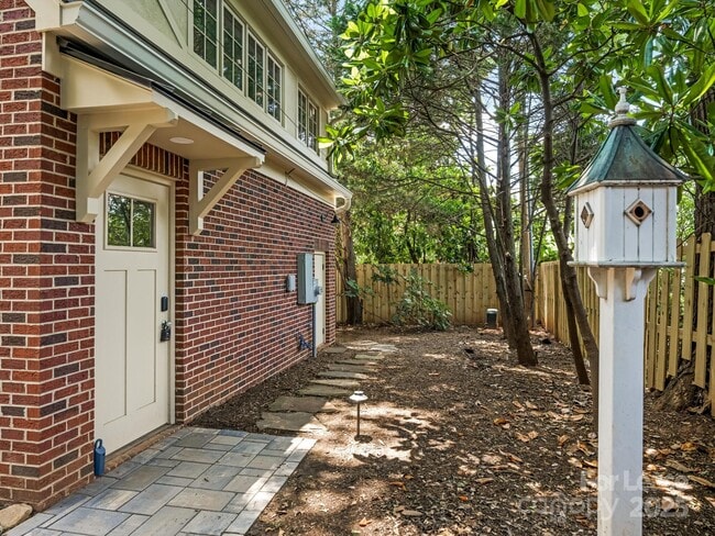 1105 Ordermore Ave in Charlotte, NC - Building Photo - Building Photo