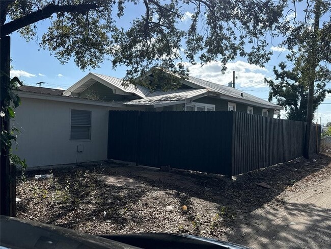 property at 1907 N 49th St