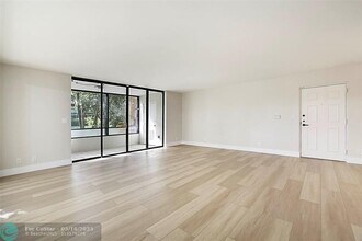 7186 Promenade Dr in Boca Raton, FL - Building Photo - Building Photo