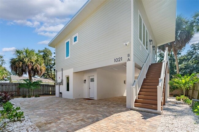 1021 Douglas Ave in Dunedin, FL - Building Photo - Building Photo