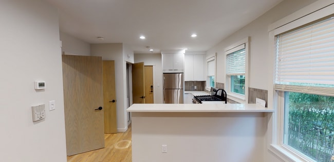 2 Belvidere Pl, Unit #1, Unit #1