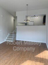 2745 Grinstead Dr in Louisville, KY - Building Photo - Building Photo