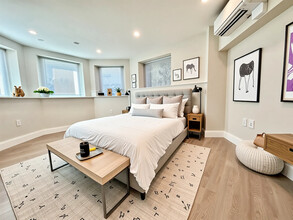 3 Sutherland Rd, Unit A in Boston, MA - Building Photo - Building Photo