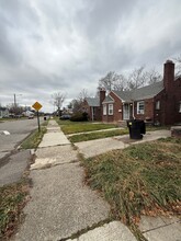 13059 Hampshire St in Detroit, MI - Foto de edificio - Building Photo