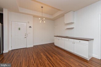 244 Park Pl Dr in Cherry Hill Township, NJ - Building Photo - Building Photo