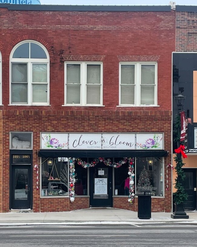 property at 106 S Washington St