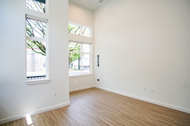 2320 N Vancouver Ave in Portland, OR - Building Photo - Building Photo