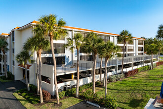 Sandpiper Key in Englewood, FL - Building Photo - Building Photo