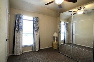 10202 Gallowgate Ln in Richmond, TX - Building Photo