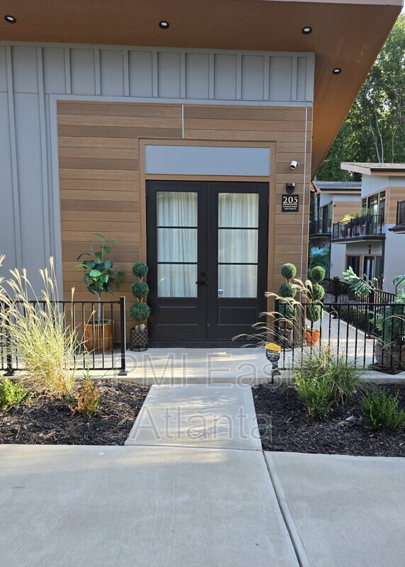 property at 6305 Shannon Pkwy S