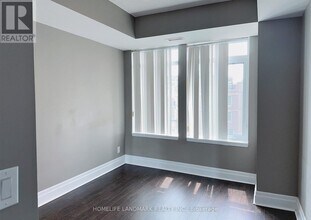 111 Upper Duke Crescent in Markham, ON - Building Photo - Building Photo