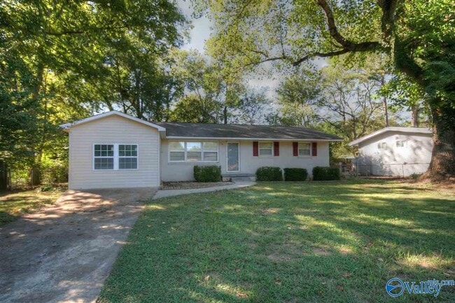 403 Arthur St NW in Huntsville, AL - Building Photo - Building Photo