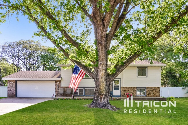 property at 12235 Hillsboro Ave