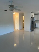 1745 SW 21st St, Unit 1 in Miami, FL - Building Photo - Building Photo