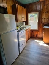 237 Benton Ave in Rockaway Beach, MO - Building Photo - Building Photo