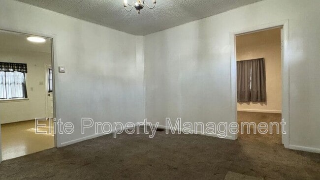 910 E Mesa Ave in Pueblo, CO - Building Photo - Building Photo