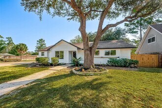 23130 Bayleaf Dr in Spring, TX - Building Photo - Building Photo