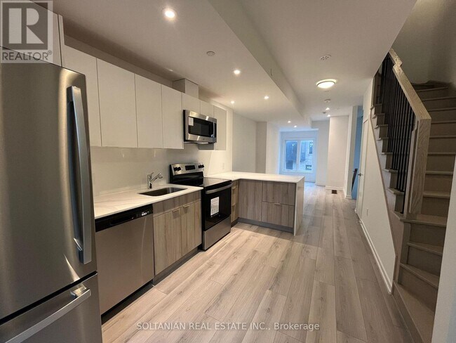 property at 17 CALAMINT Ln