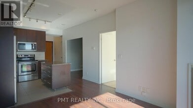 500 Sherbourne St in Toronto, ON - Building Photo - Building Photo