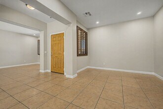 14515 W Cameron Dr in Surprise, AZ - Building Photo - Building Photo