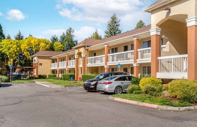 Furnished Studio-Portland - Beaverton