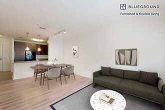 80 N Central Ave in Hempstead, NY - Building Photo - Building Photo