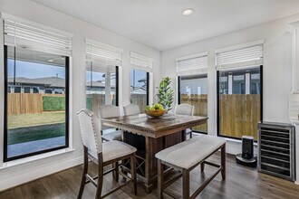 8116 Hubble Walk in Austin, TX - Foto de edificio - Building Photo