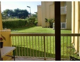 9766 NW 48th Terrace in Doral, FL - Building Photo