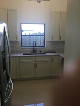 1094 Raintree Ct in Palm Beach Gardens, FL - Building Photo - Building Photo