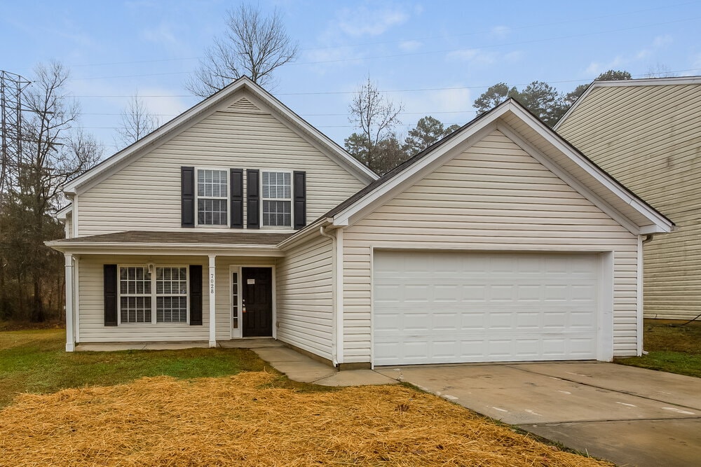 7028 Indian Ridge Ln in Charlotte, NC - Foto de edificio