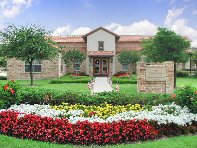 Courtyards at Kirnwood Apartment Homes in Desoto, TX - Building Photo - Building Photo