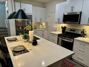 218 Box Ln in Sacramento, CA - Building Photo - Building Photo