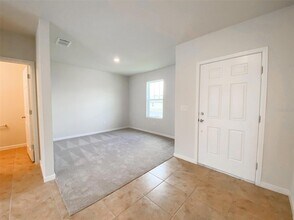 1564 Aspen Ave in Davenport, FL - Building Photo - Building Photo