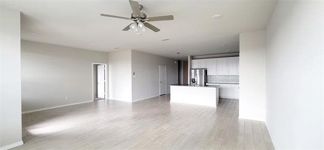 property at 933 Ravenwood Ln