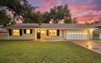 2006 S 53rd St in Temple, TX - Building Photo