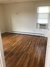 479 N Main St, Unit A in Mansfield, MA - Building Photo - Building Photo