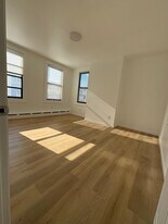 286 Princeton St in Boston, MA - Building Photo