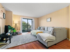 401 S 1st St in Minneapolis, MN - Building Photo - Building Photo