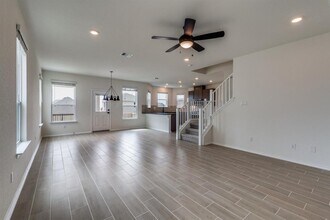 3914 La Contenta Ln in Round Rock, TX - Building Photo - Building Photo
