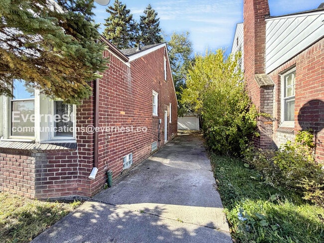 19657 Caldwell St in Detroit, MI - Building Photo - Building Photo